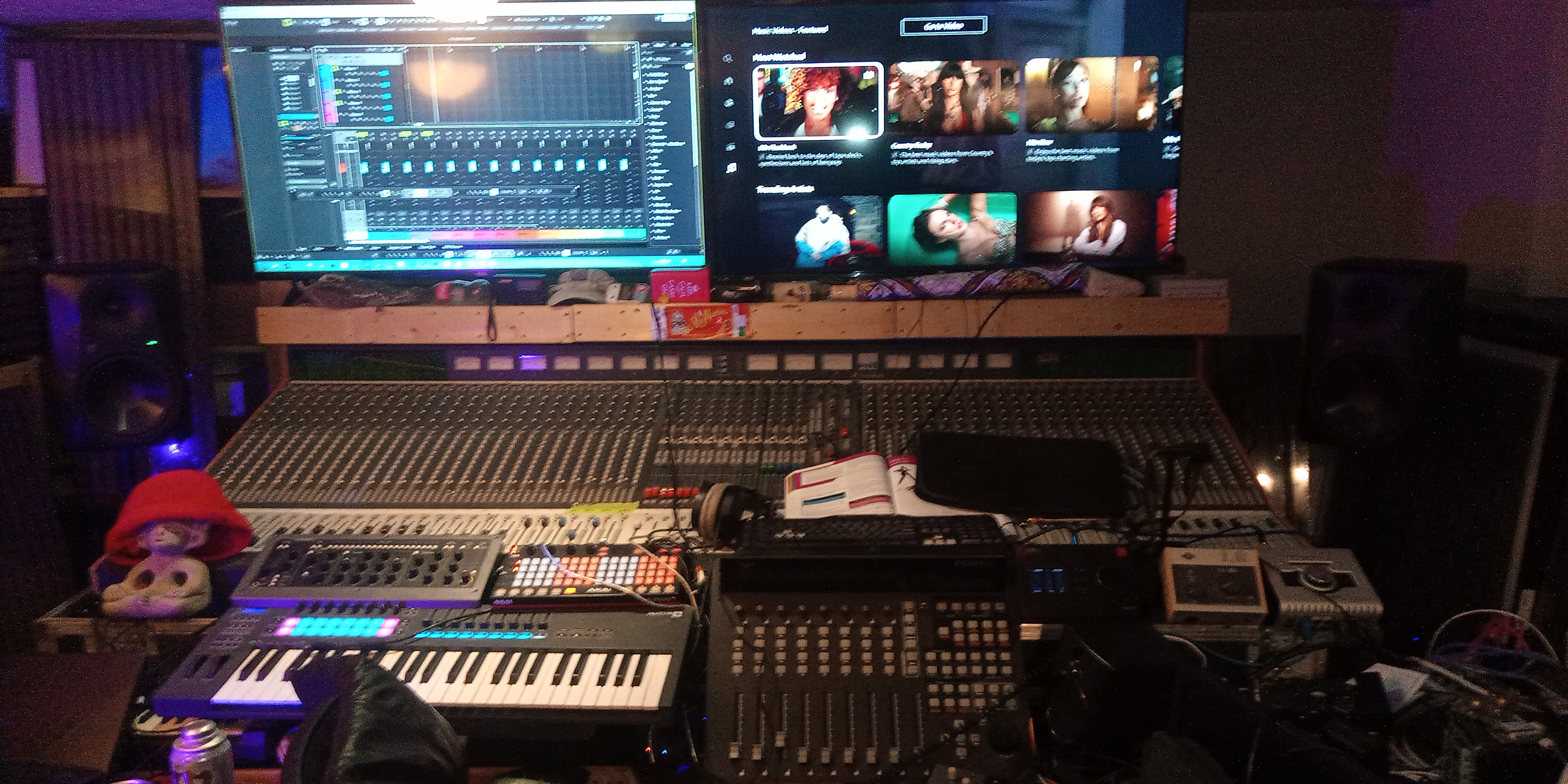 William Ashley Music studio desk and creative environment